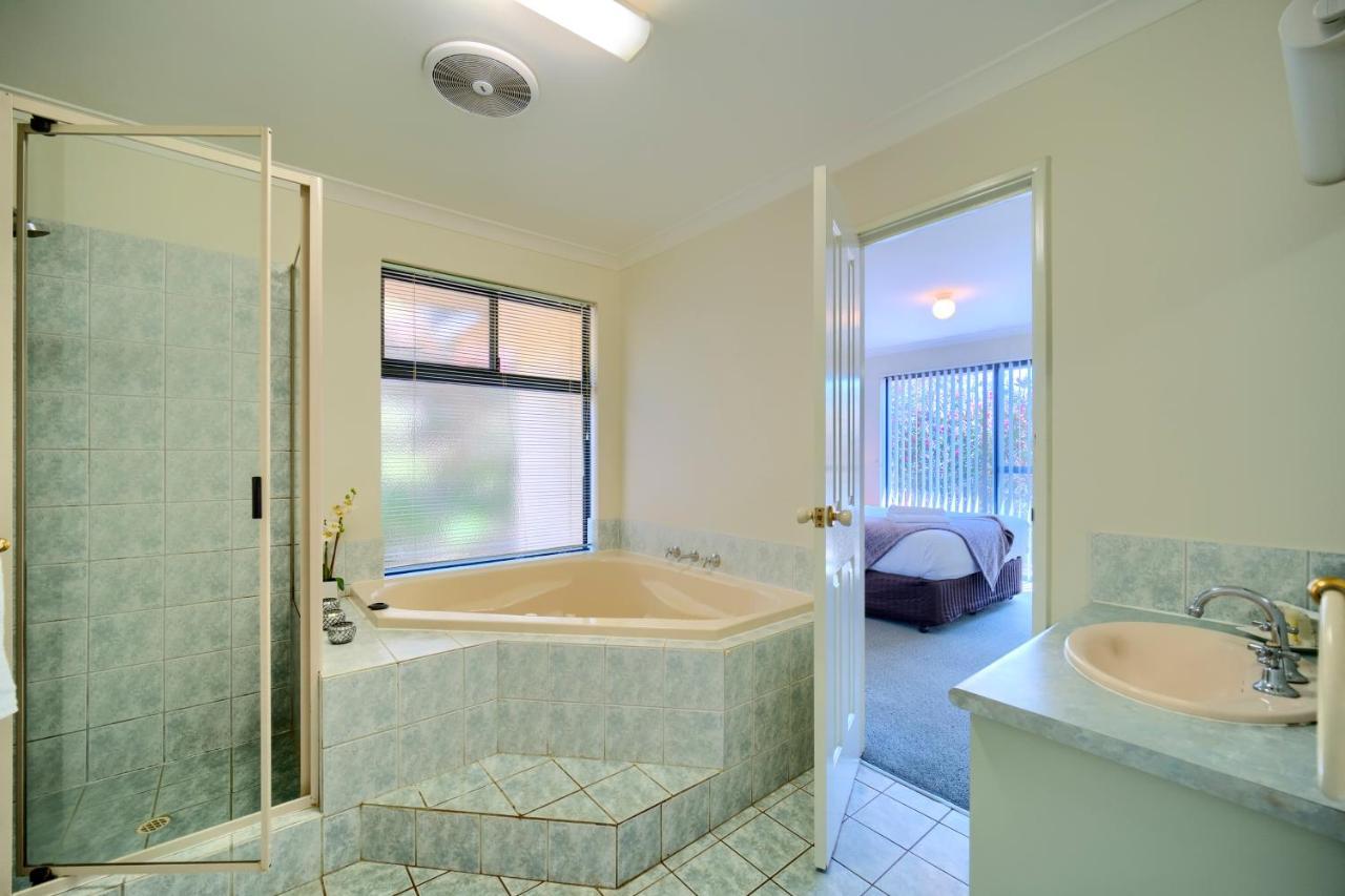 Bayside Villas Уолпол Экстерьер фото